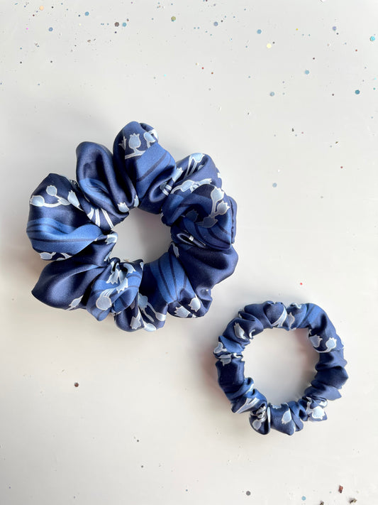 Elegant Silk Scrunchies Set Liberty silk satin - Lily in Valley